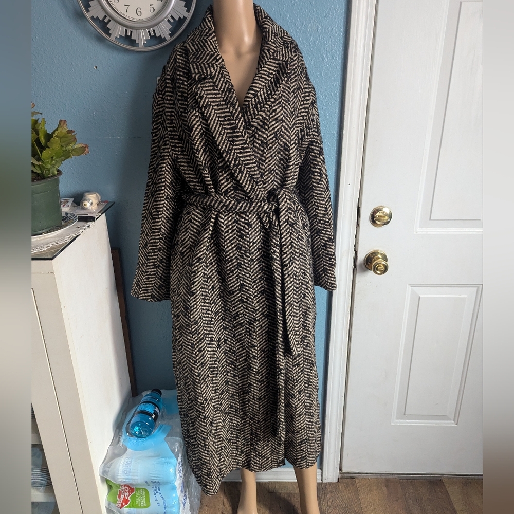 Women's Black and White Herringbone coat